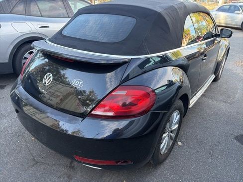 Used 2018 Volkswagen Beetle 2.0T S image 8