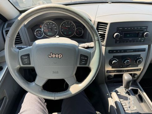 Used 2007 Jeep Grand Cherokee Laredo AWD/4WD image 22