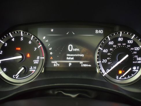 Used 2022 Toyota Highlander XLE image 19