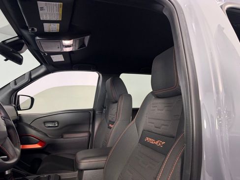 Used 2024 Nissan Frontier PRO-4X w/ Technology Package image 22