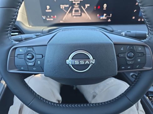New 2026 Nissan Sentra SV FWD image 8