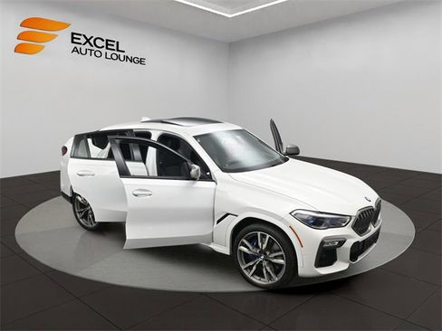 Used 2020 BMW X6 M50i w/ Executive Package image 59