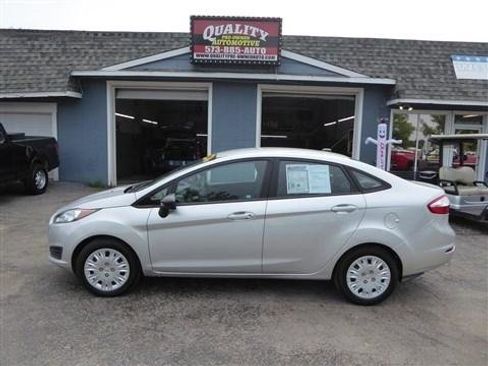 Used 2014 Ford Fiesta S FWD image 1