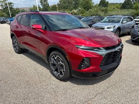 Used 2022 Chevrolet Blazer RS AWD/4WD image 2