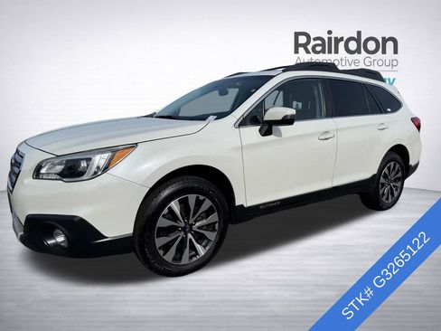 Used 2016 Subaru Outback 2.5i Limited image 3