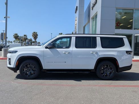 New 2026 Jeep Grand Wagoneer Limited image 2