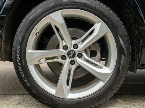 Used 2019 Audi Q7 3.0T Prestige w/ Prestige Package AWD/4WD image 59