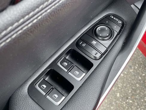 Used 2019 Kia Stinger image 14