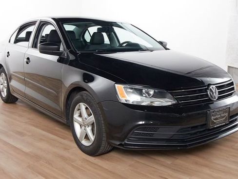 Used 2016 Volkswagen Jetta S FWD image 3