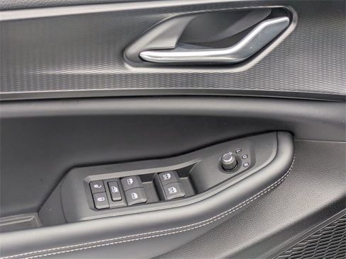 Used 2025 Jeep Grand Cherokee Laredo X w/ Luxury Tech Group I image 13