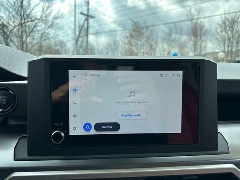 Used 2025 Toyota Tacoma SR5 image 37