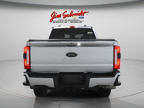 Used 2023 Ford F250 Lariat w/ Lariat Ultimate Package AWD/4WD image 5
