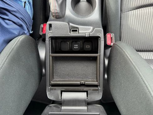 Used 2014 MAZDA MAZDA3 i Touring image 30