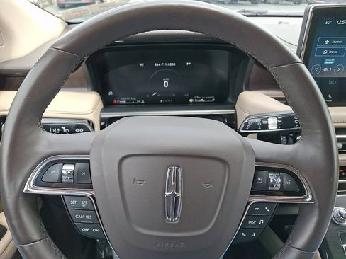 Certified 2023 Lincoln Nautilus Reserve AWD/4WD image 20