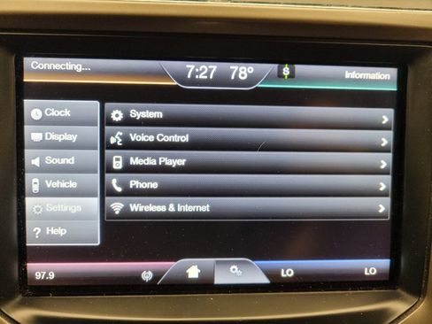 Used 2015 Lincoln MKX AWD w/ Equipment Group 101A image 25
