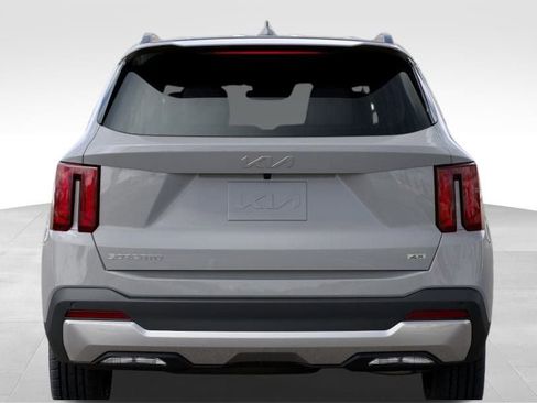 New 2026 Kia Sorento S image 13