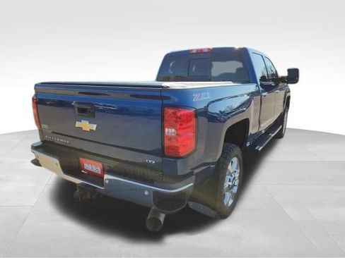 Used 2017 Chevrolet Silverado 2500 LTZ w/ Duramax Plus Package image 7