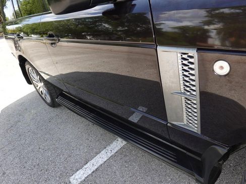 Used 2009 Land Rover Range Rover Autobiography AWD/4WD image 10