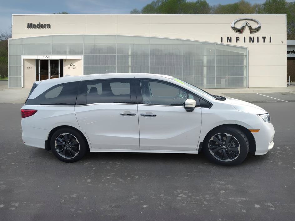 Used 2022 Honda Odyssey Elite image 3