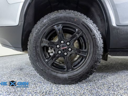 Used 2023 GMC Acadia AT4 w/ Technology Package image 49