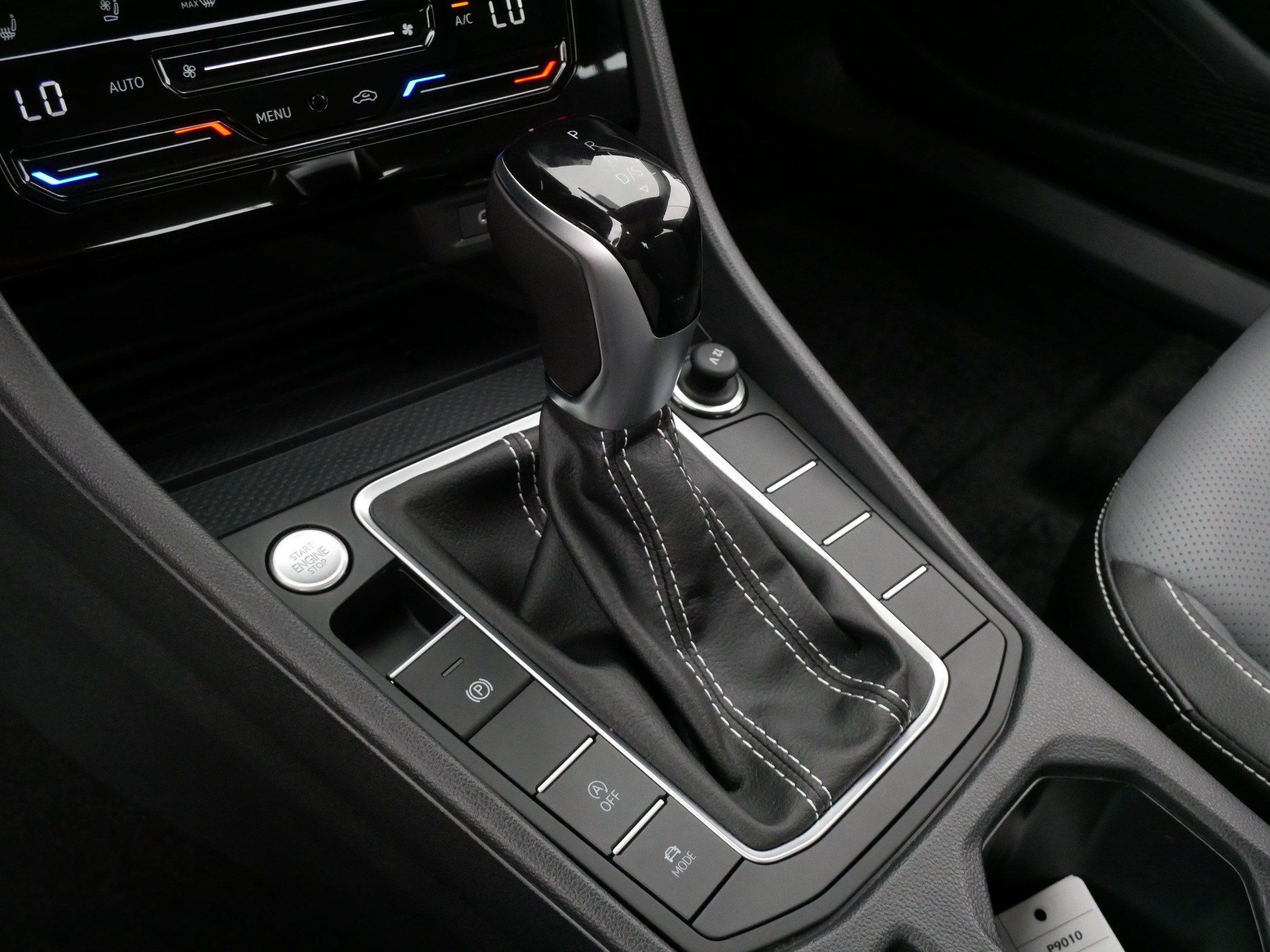 Certified 2026 Volkswagen Jetta SEL FWD image 24