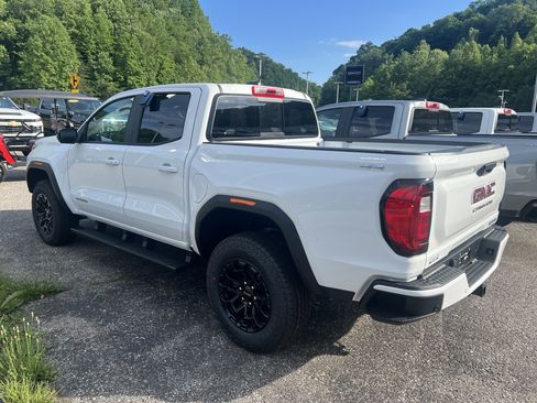 New 2026 GMC Canyon Elevation w/ Convenience Package AWD/4WD image 5