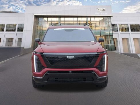 Certified 2026 Cadillac Vistiq Premium Luxury AWD/4WD image 2