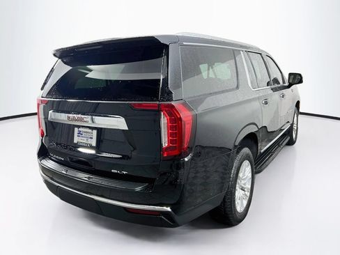 Used 2023 GMC Yukon XL SLT w/ SLT Luxury Package AWD/4WD image 7