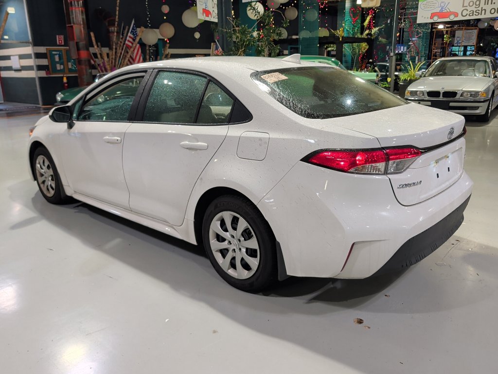 Used 2026 Toyota Corolla LE FWD image 8