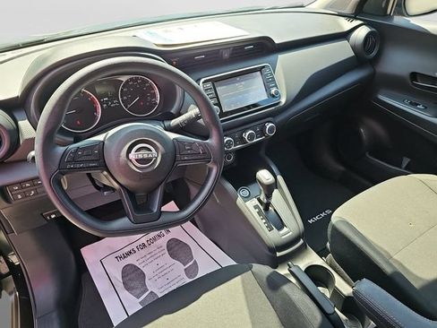 Used 2025 Nissan Kicks Play S FWD image 13