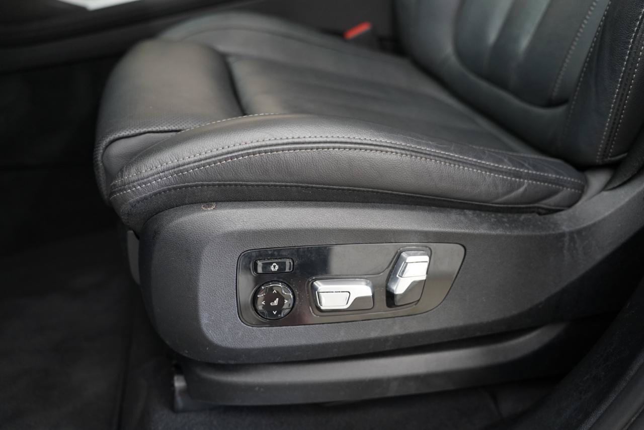 Used 2021 BMW X7 M50i w/ Executive Package AWD/4WD image 31