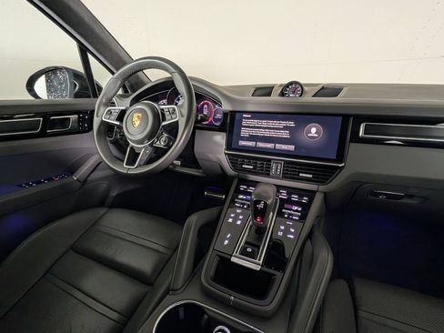 Used 2023 Porsche Cayenne GTS AWD/4WD image 22