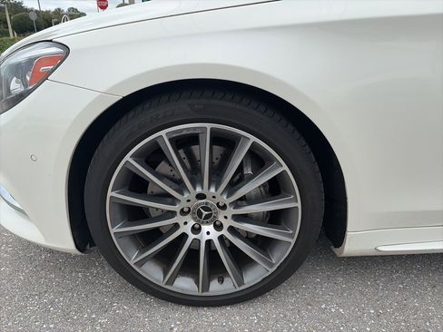 Used 2017 Mercedes-Benz S 550 Sedan image 14