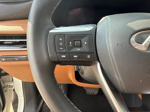 Used 2023 INFINITI QX60 Sensory w/ Vision Package AWD/4WD image 23