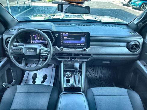 Certified 2023 Chevrolet Colorado Trail Boss w/ Advanced Trailering Package AWD/4WD image 19