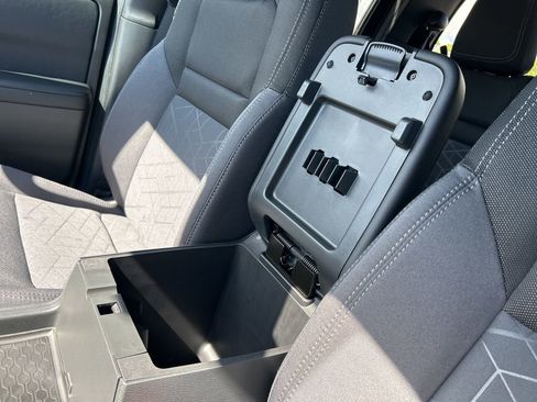 New 2026 Nissan Frontier SV image 38