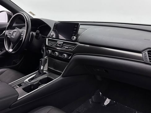 Used 2022 Honda Accord Sport image 29
