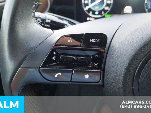 Used 2024 Hyundai Elantra Limited image 15