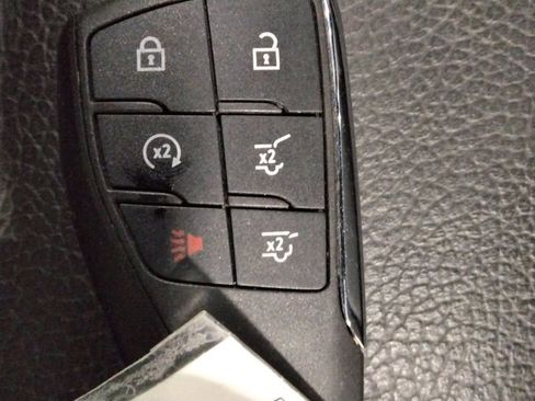 Used 2023 GMC Yukon XL Denali image 49