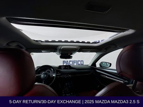 Used 2025 MAZDA MAZDA3 s image 39