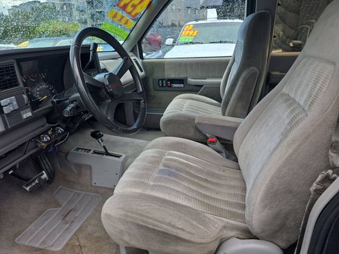 Used 1992 Chevrolet Silverado 3500 4x4 Extended Cab image 9