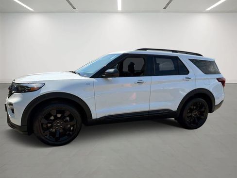 Used 2023 Ford Explorer ST-Line w/ Class IV Trailer Tow Package AWD/4WD image 2