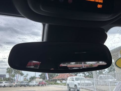 Used 2021 Chevrolet TrailBlazer RS w/ Technology Package FWD image 53