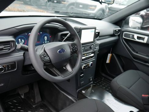 New 2026 Ford Explorer 4WD Police Interceptor image 14