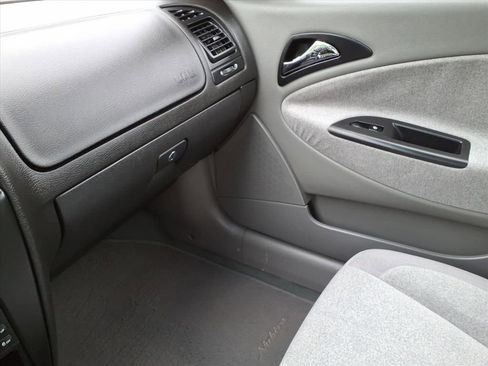 Used 2000 Daewoo Nubira SE FWD image 21