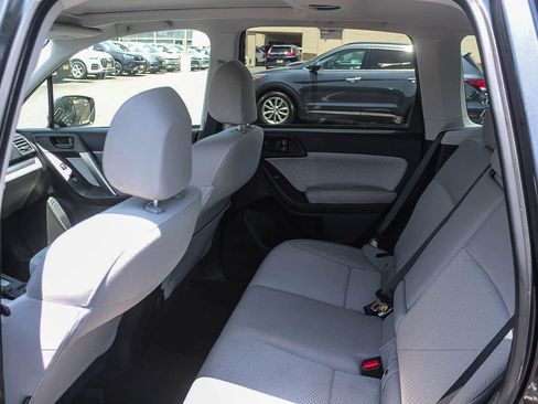 Used 2017 Subaru Forester 2.5i Premium AWD/4WD image 23