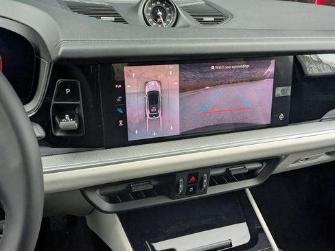 New 2026 Porsche Cayenne Coupe image 19