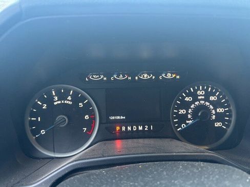 Used 2016 Ford F150 XLT w/ Equipment Group 302A Luxury image 12