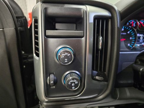Used 2018 Chevrolet Silverado 1500 LT w/ All Star Edition AWD/4WD image 25