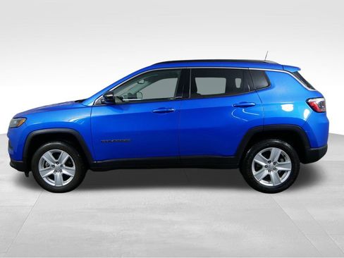 Used 2022 Jeep Compass Latitude image 6